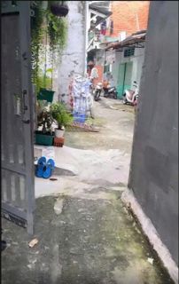 Bán nhà hẻm Đường 8 Trường Thọ, 2 tầng, sổ hồng riêng
